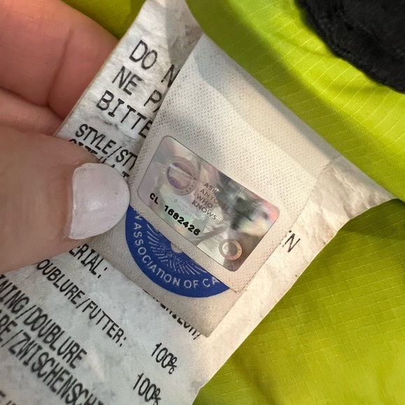 CANADA GOOSE Kids down puffer jacket EUC Sz. 4-5 - Picture 4 of 6